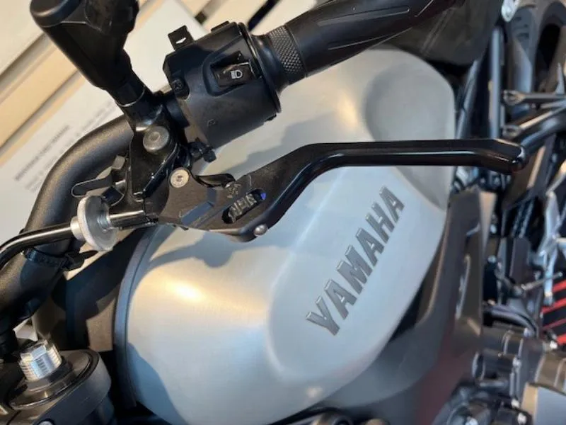 XSR 900