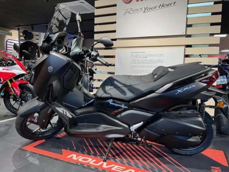 XMAX 300 Tech Max