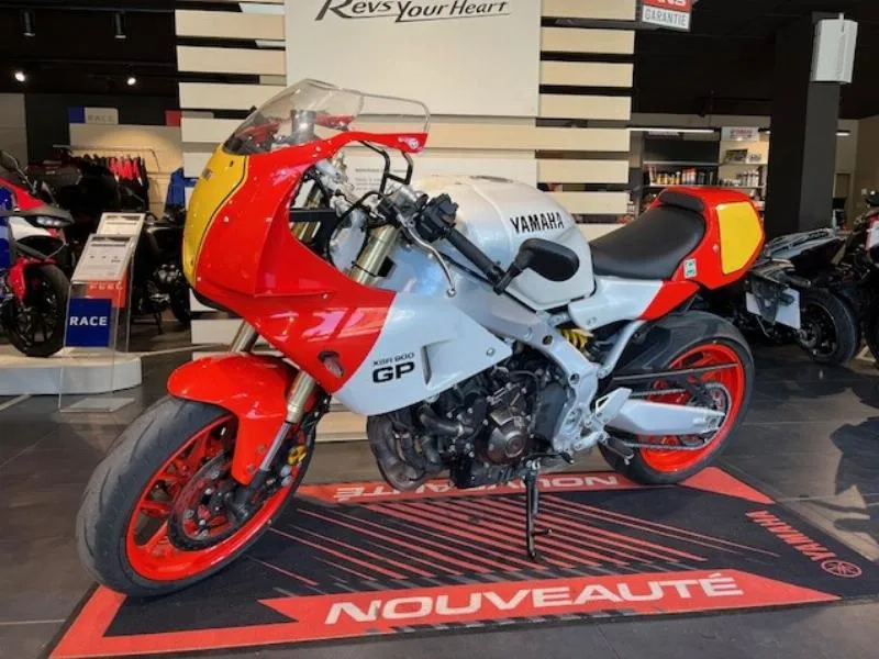 XSR 900 GP