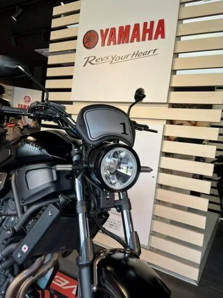 XSR 700 ABS