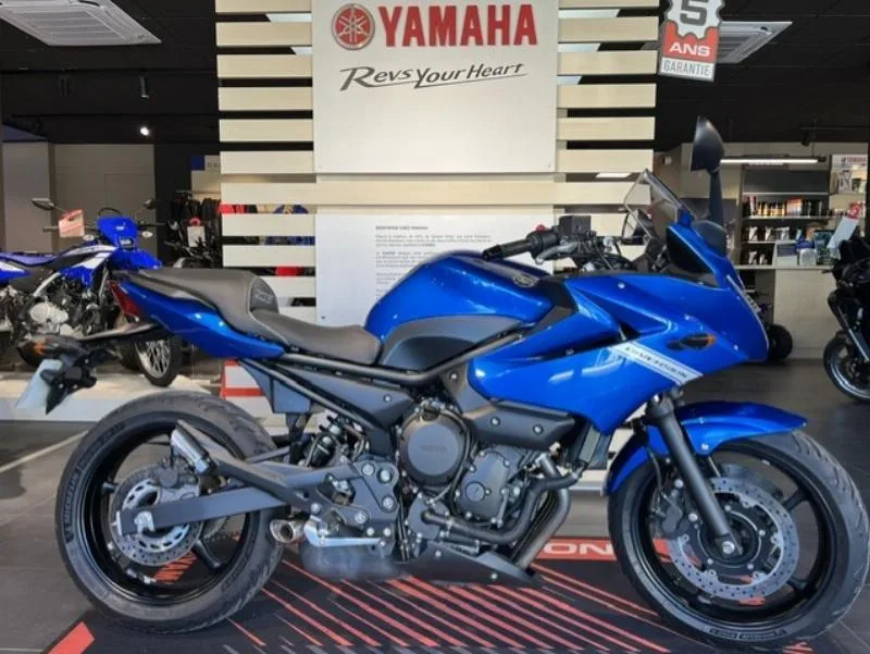 XJ6F DIVERSION