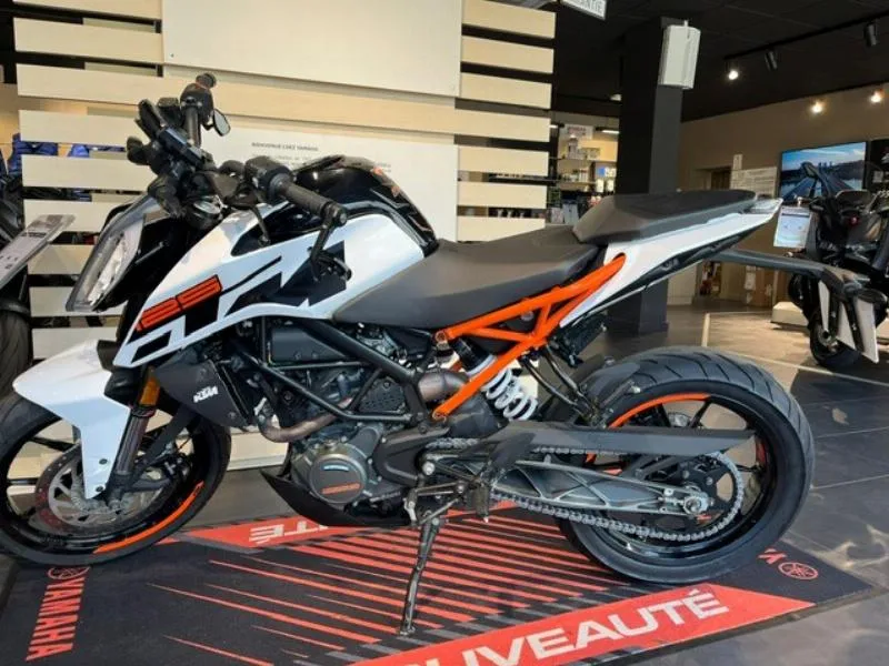 125 DUKE