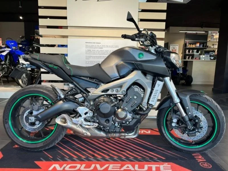 MT09