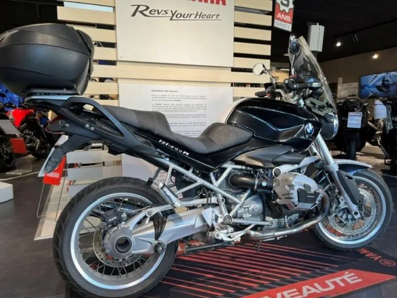 R 1200 R