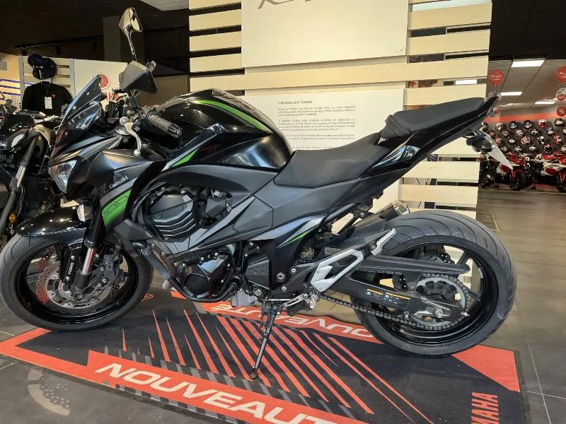 Z 800