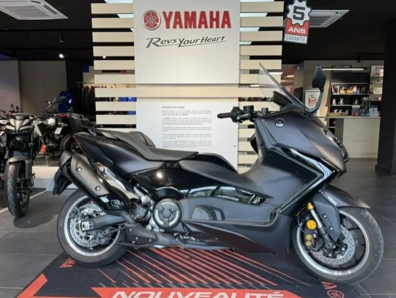 XP TMAX 560 TECH MAX