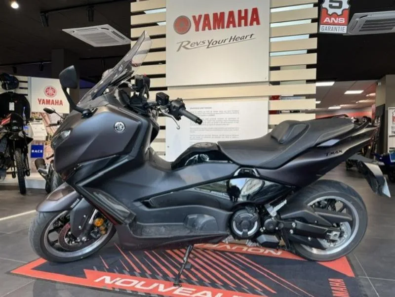 XP TMAX 560 TECH MAX