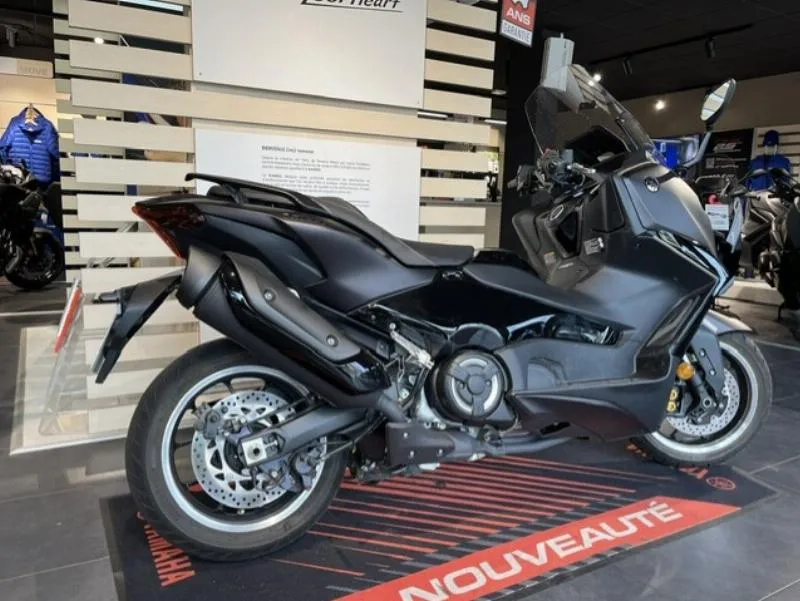 XP TMAX 560 TECH MAX
