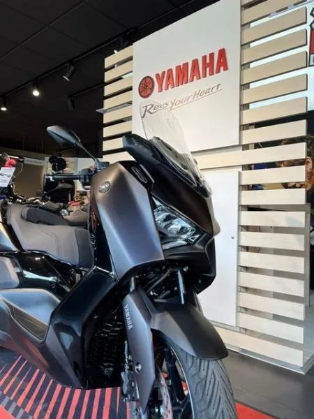 XMAX 125 TECH MAX