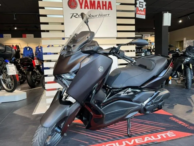 XMAX 125 TECH MAX