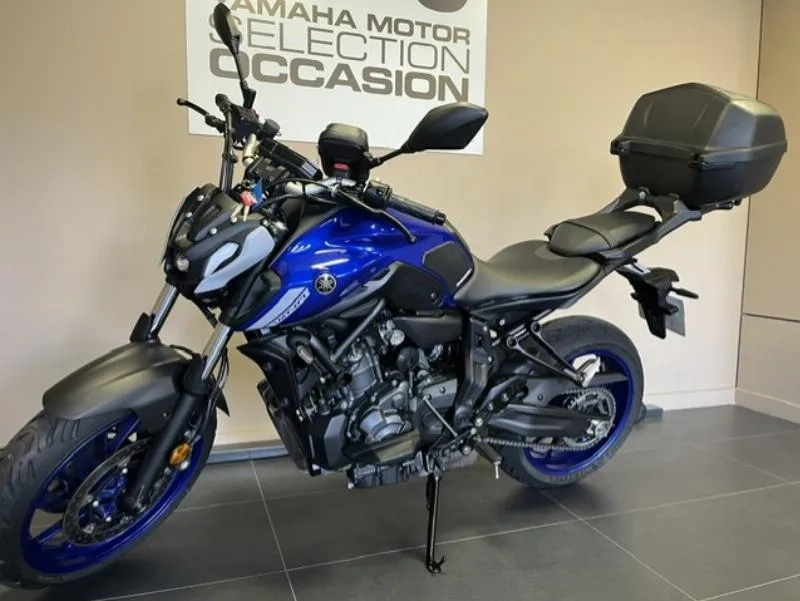 MT07