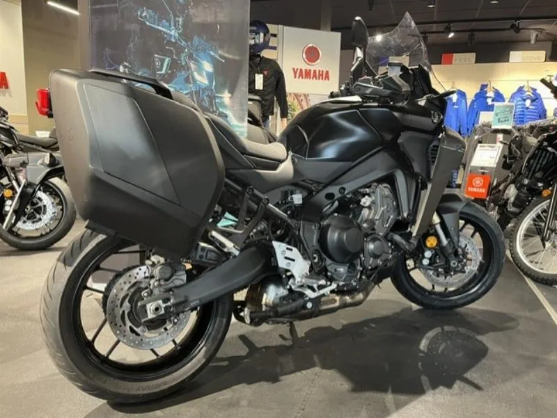 TRACER 9 GT
