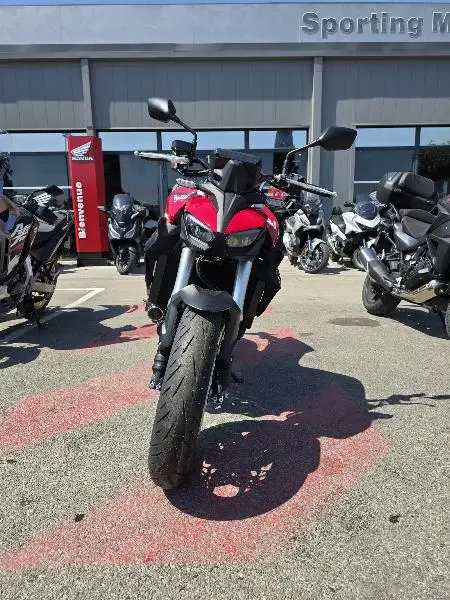 CB 1000 Hornet