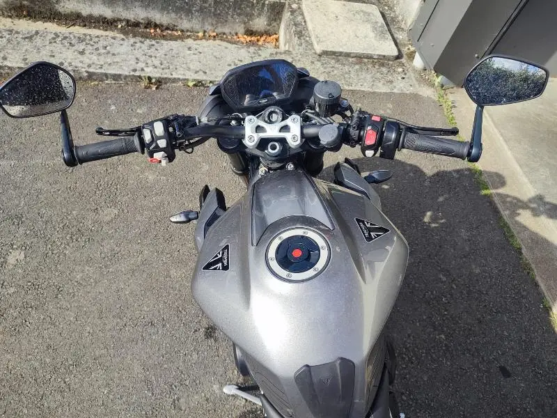 STREET TRIPLE 765 RS