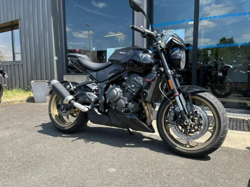 TRIDENT 800