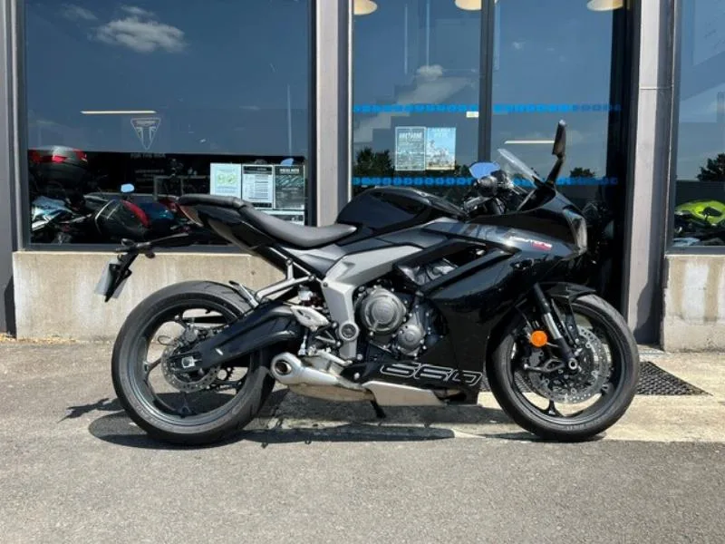 	DAYTONA 660
