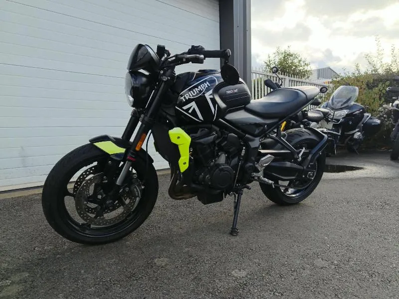 TRIDENT 660
