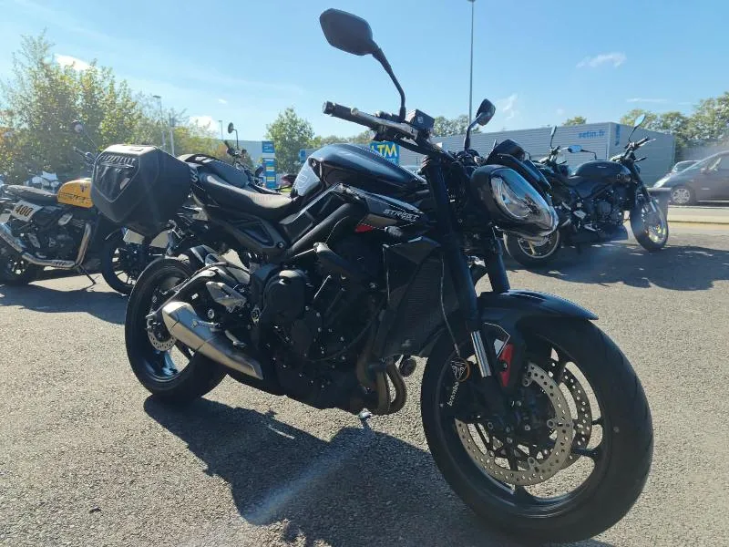 STREET TRIPLE 765 R