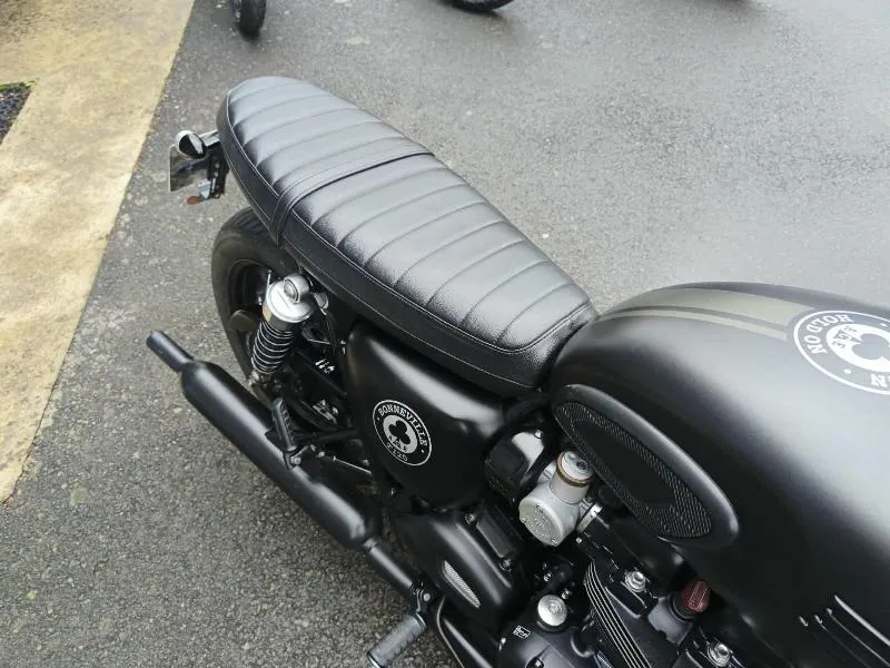BONNEVILLE T120 ACE