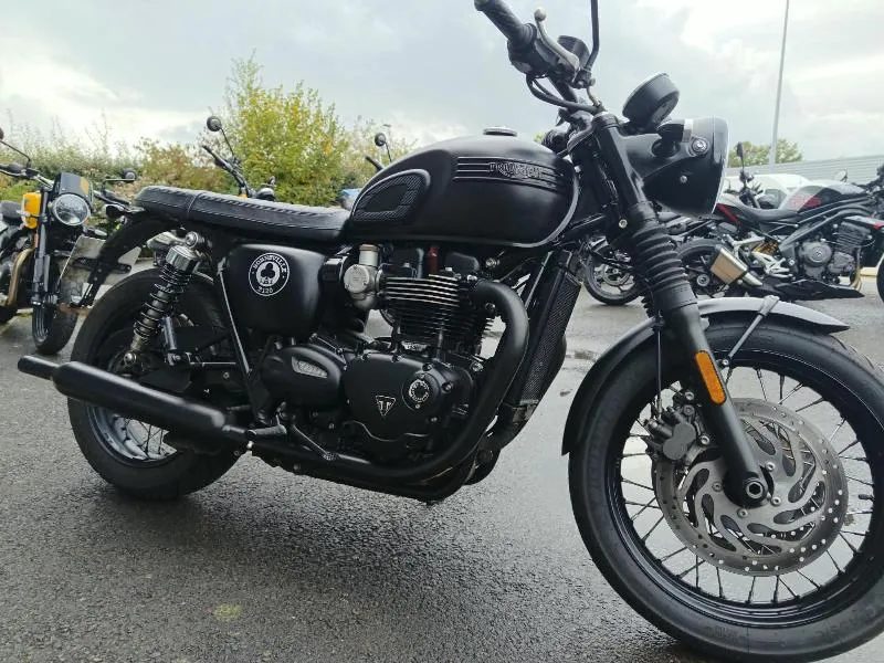 BONNEVILLE T120 ACE