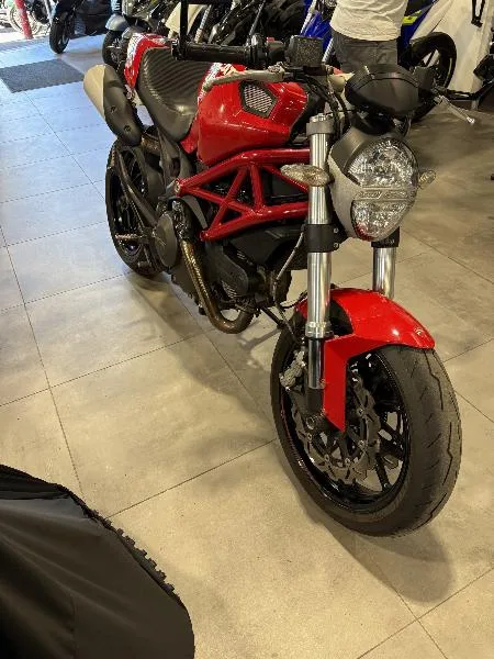 MONSTER 796