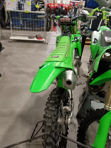 KX 450