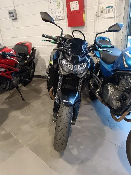 Z 900