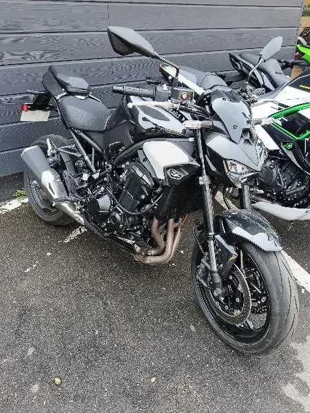 Z 900