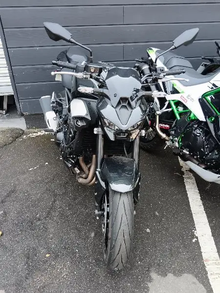 Z 900