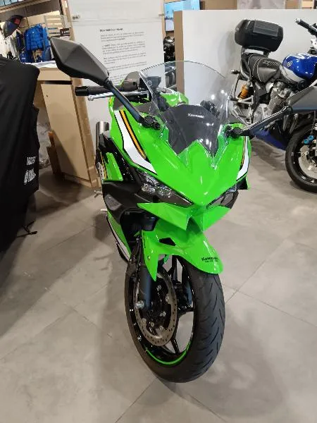 Ninja 500 SE