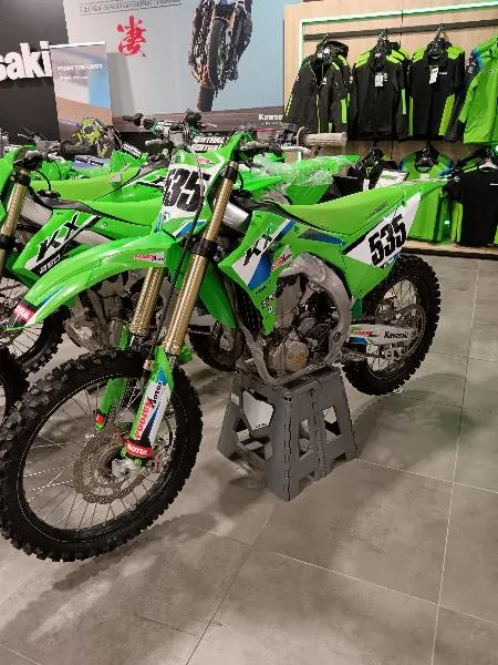 KX 450