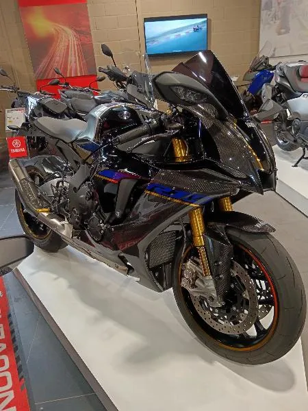 R1M