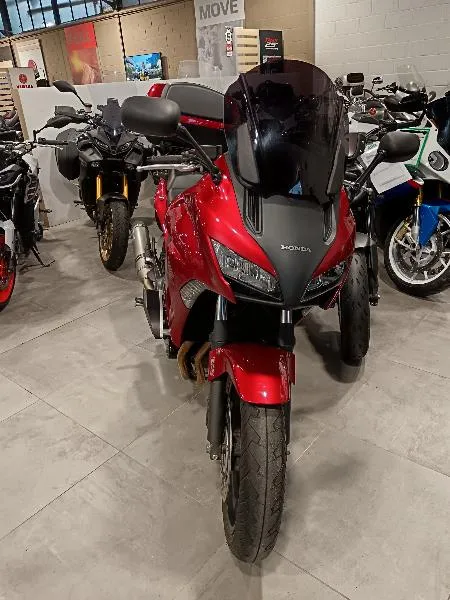 CB 1000 F