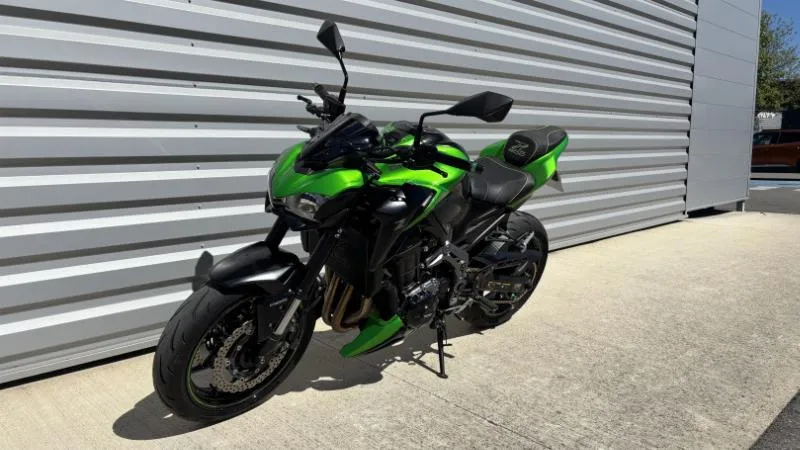 Kawazaki Z900