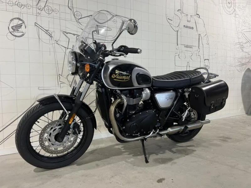 BONNEVILLE T100 900