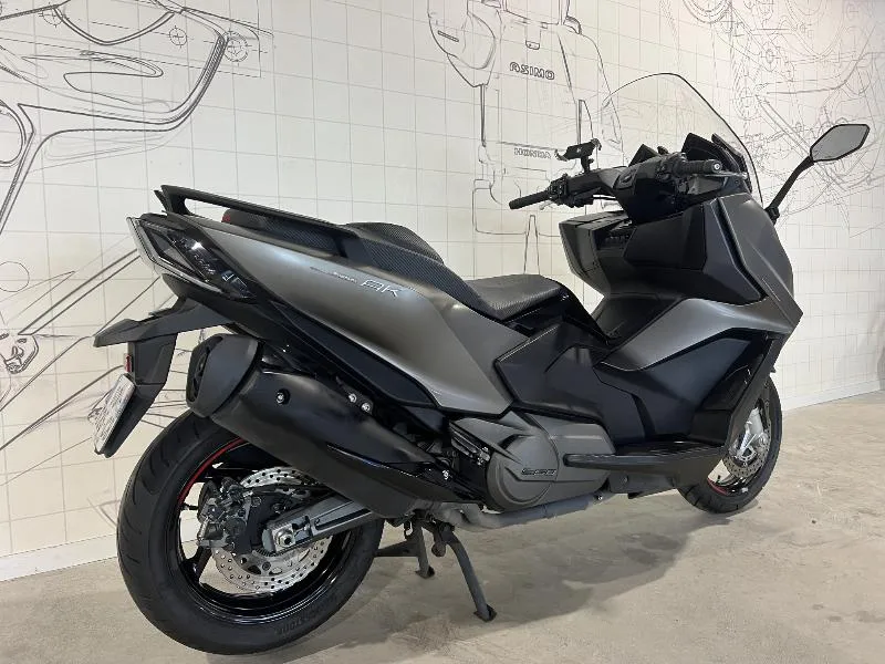 AK PREMIUM 550