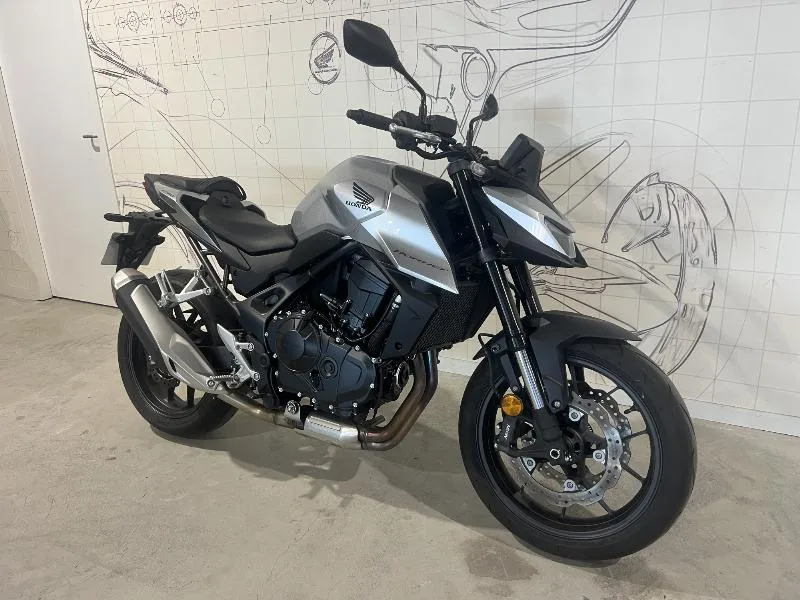 CB 750 HORNET