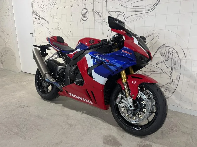 CBR 1000  RRR FIREBLADE SP