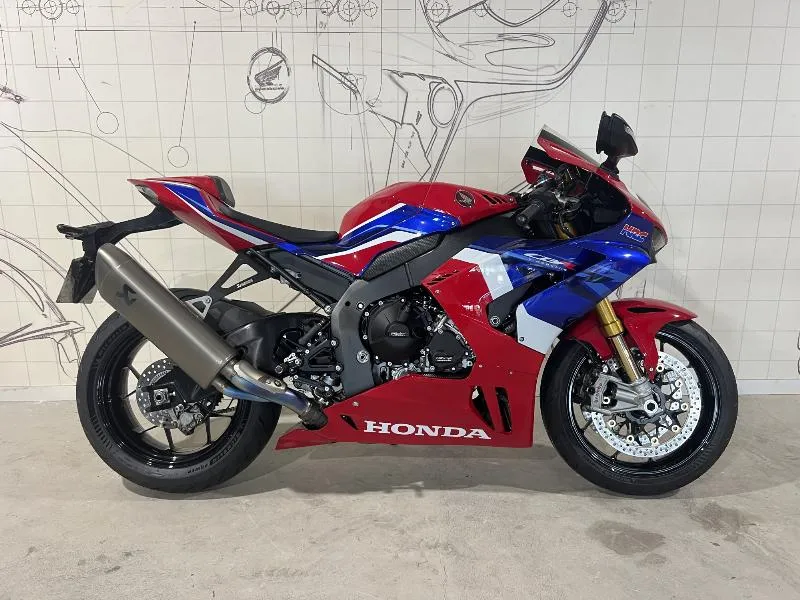 CBR 1000  RRR FIREBLADE SP