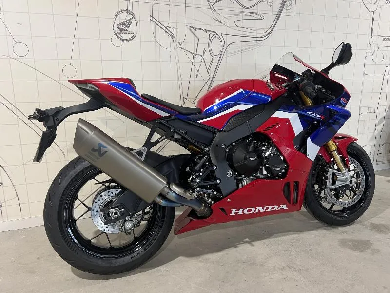 CBR 1000  RRR FIREBLADE SP