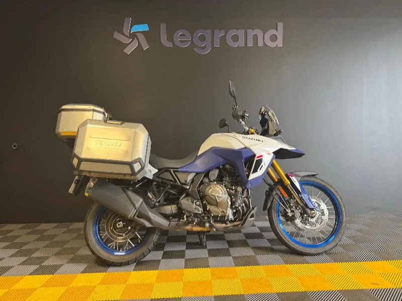 DL VSTROM 800DE