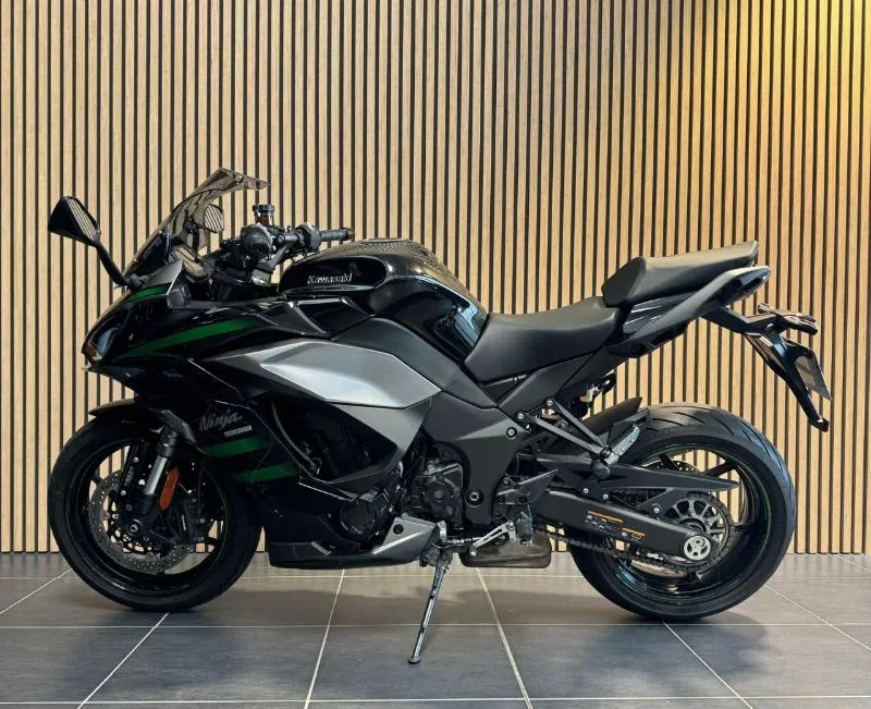 Z 1000 SX