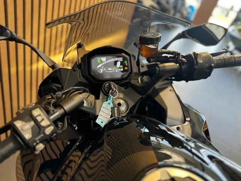 Z 1000 SX