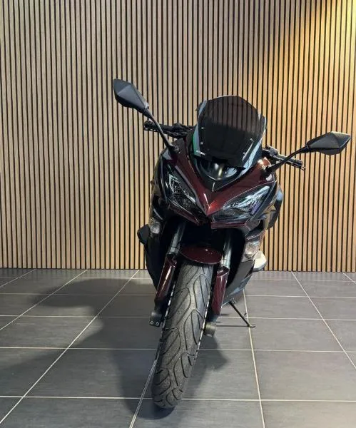 Z 1000 SX