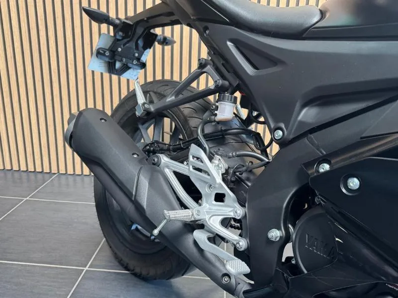YZF 125 R ABS