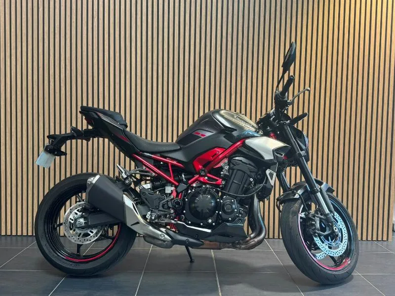 Z 900