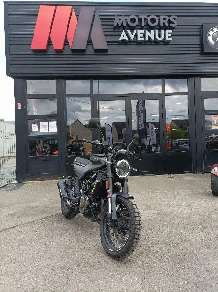 SVARTPILEN 125 ABS
