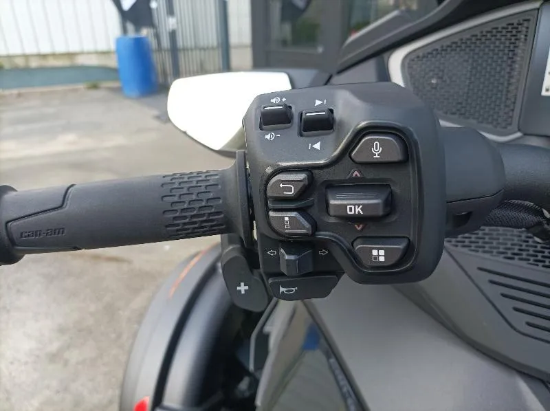 SPYDER RT