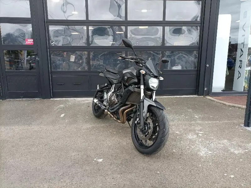 MT07