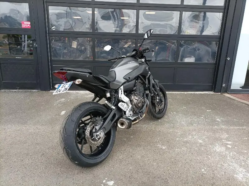 MT07
